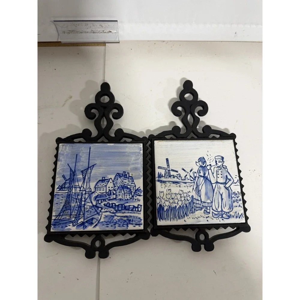 (2) Vintage Delft Style Trivets Wall Hanging 6